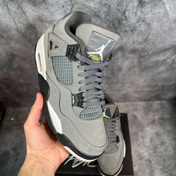 Size 9 | Jordan 4 Cool Gray With Box | Pre-Owned main image 3